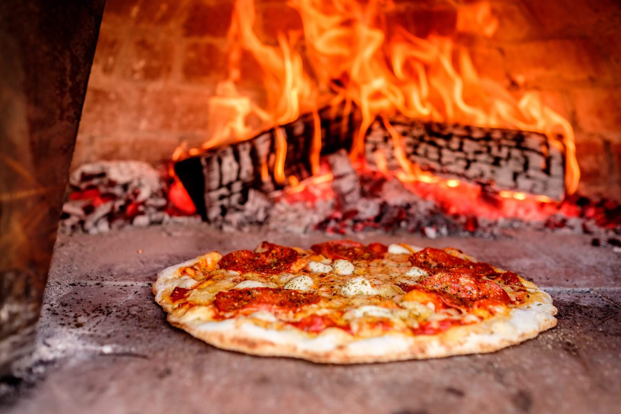 Pizza oven: wat en hoe werkt? Pizzahoutoven.eu